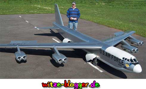 Extrem kleines Modellflugzeug :-)